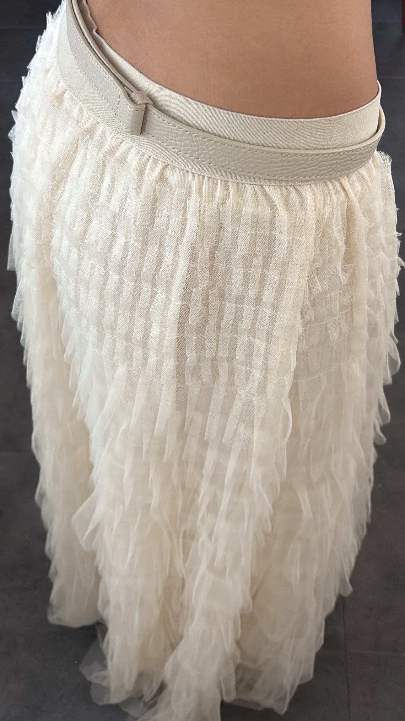 Élan Belt styled with trousers