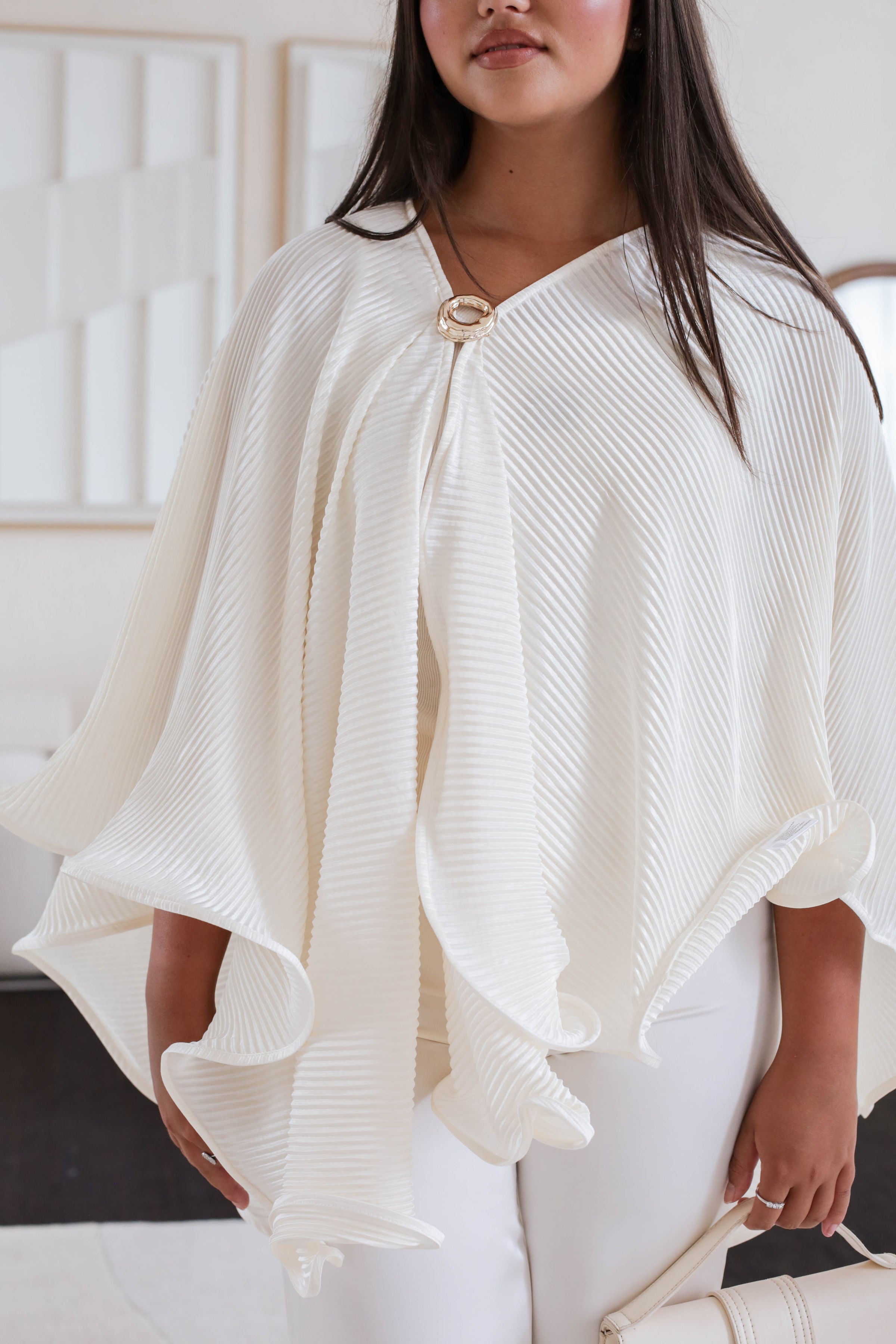 Ruffle cape