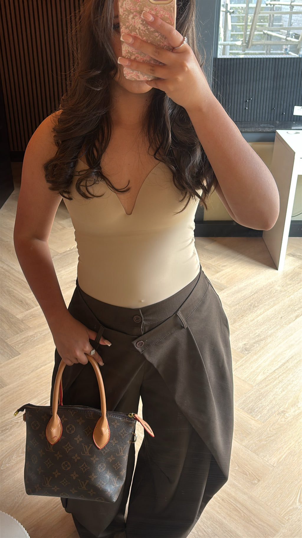 Minimalistische shapewear body