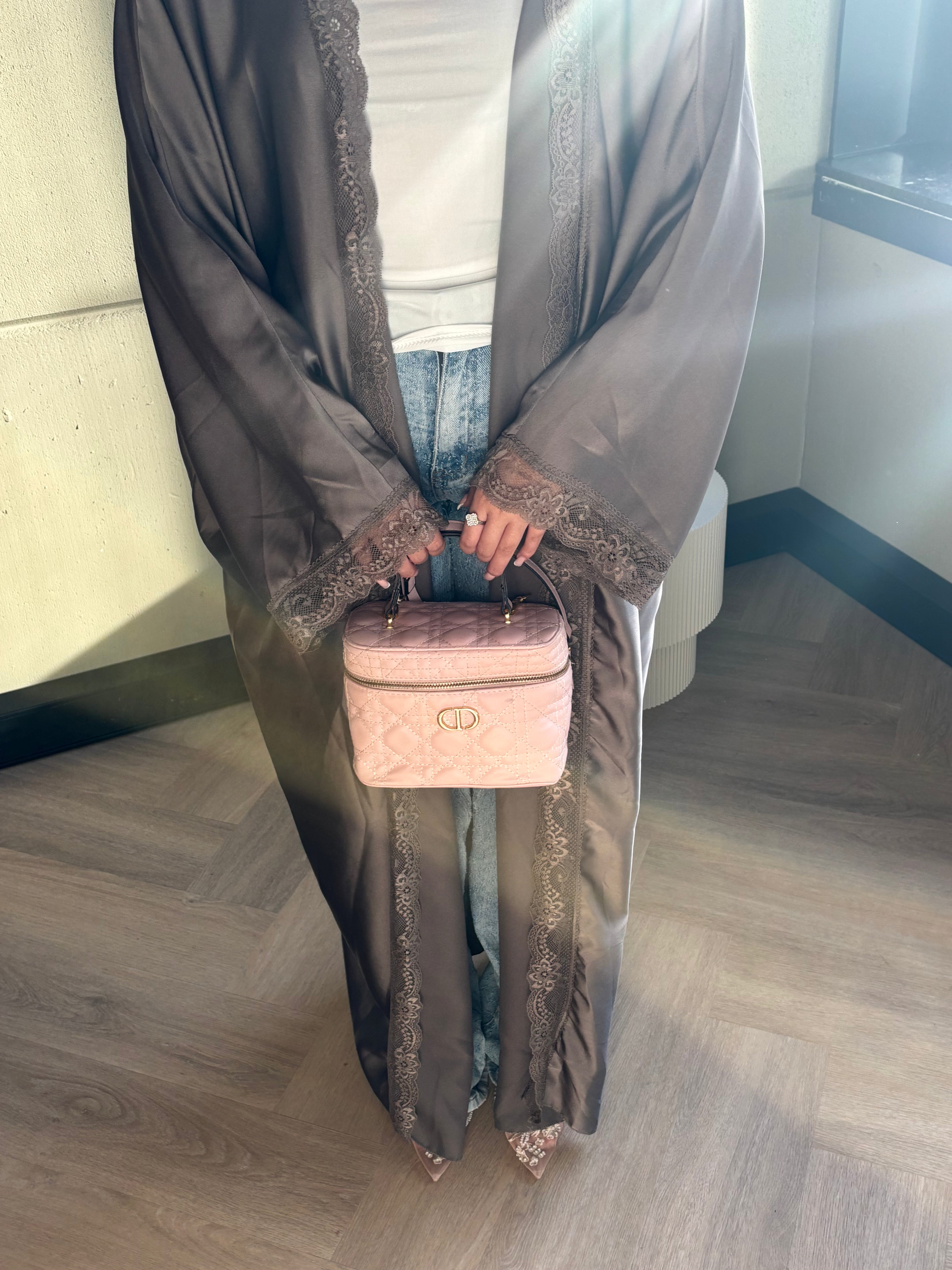 Léora Lace Lange Kimono